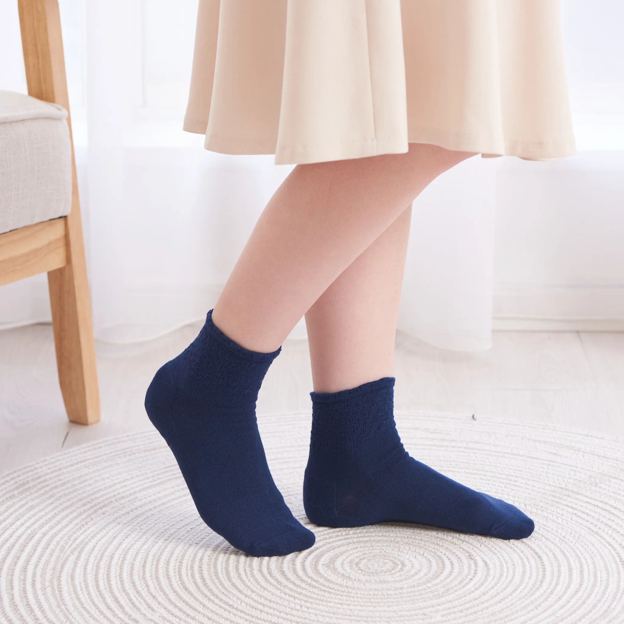 Heel-smoothing socks – Cotton-blend, single-layer, loose-fitting type - 564